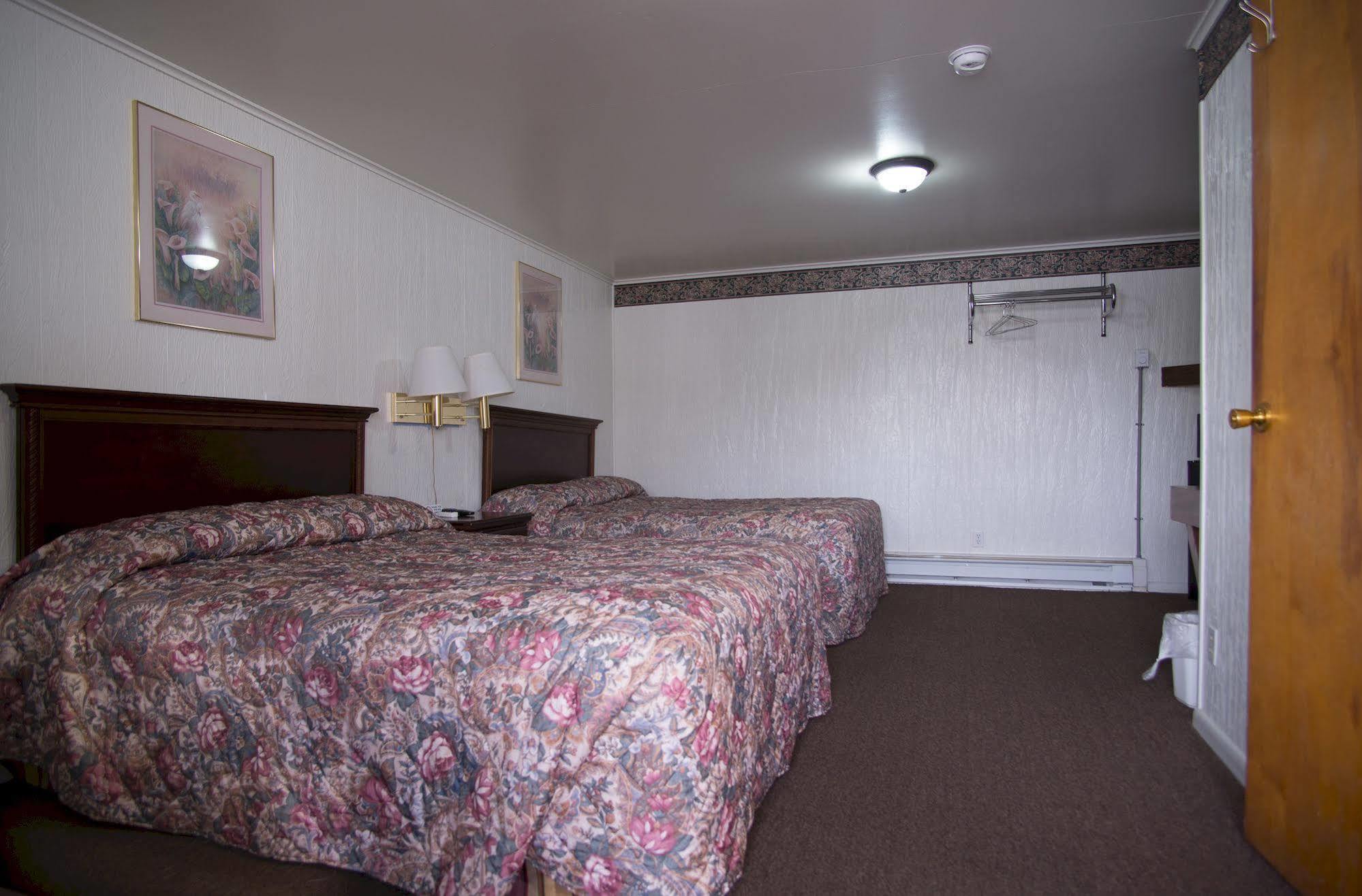 Rosemount Motel Бедфорд Экстерьер фото