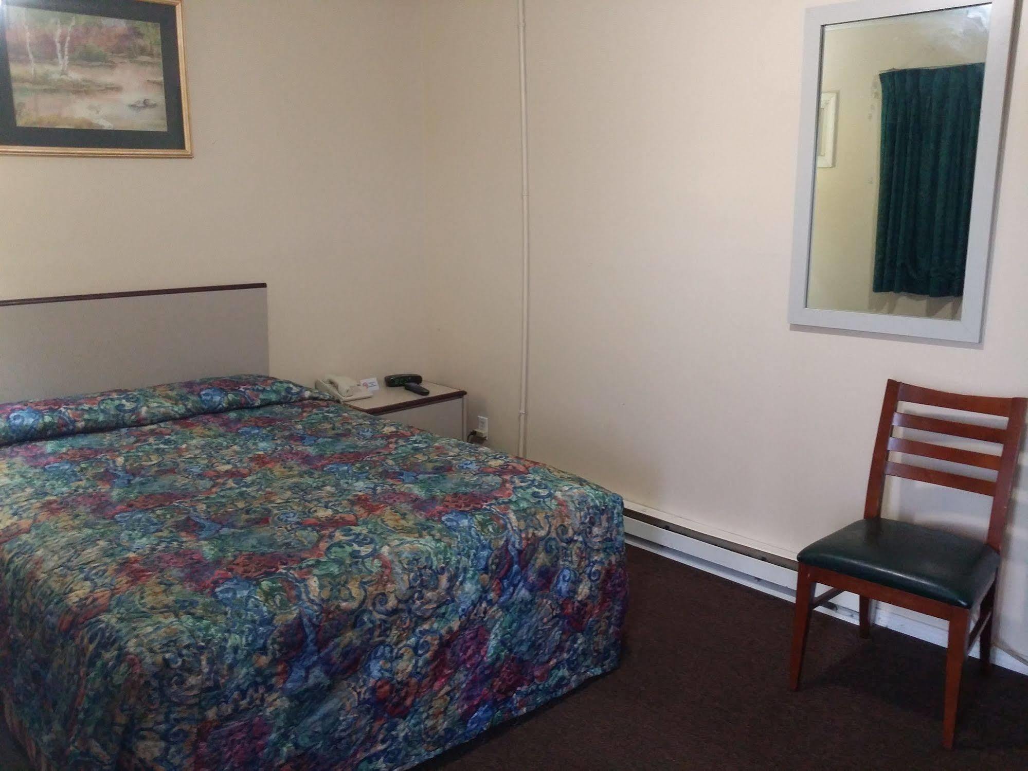 Rosemount Motel Бедфорд Экстерьер фото